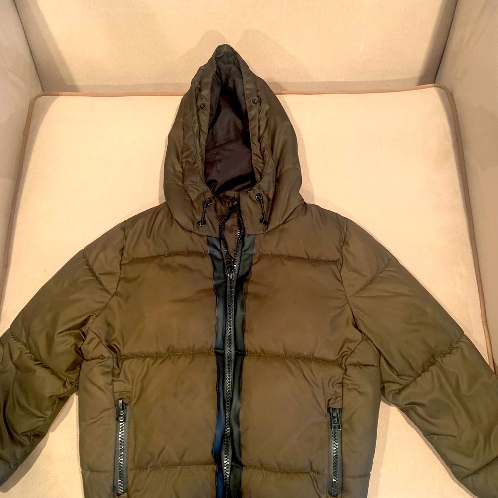 Pre-loved puffer coat